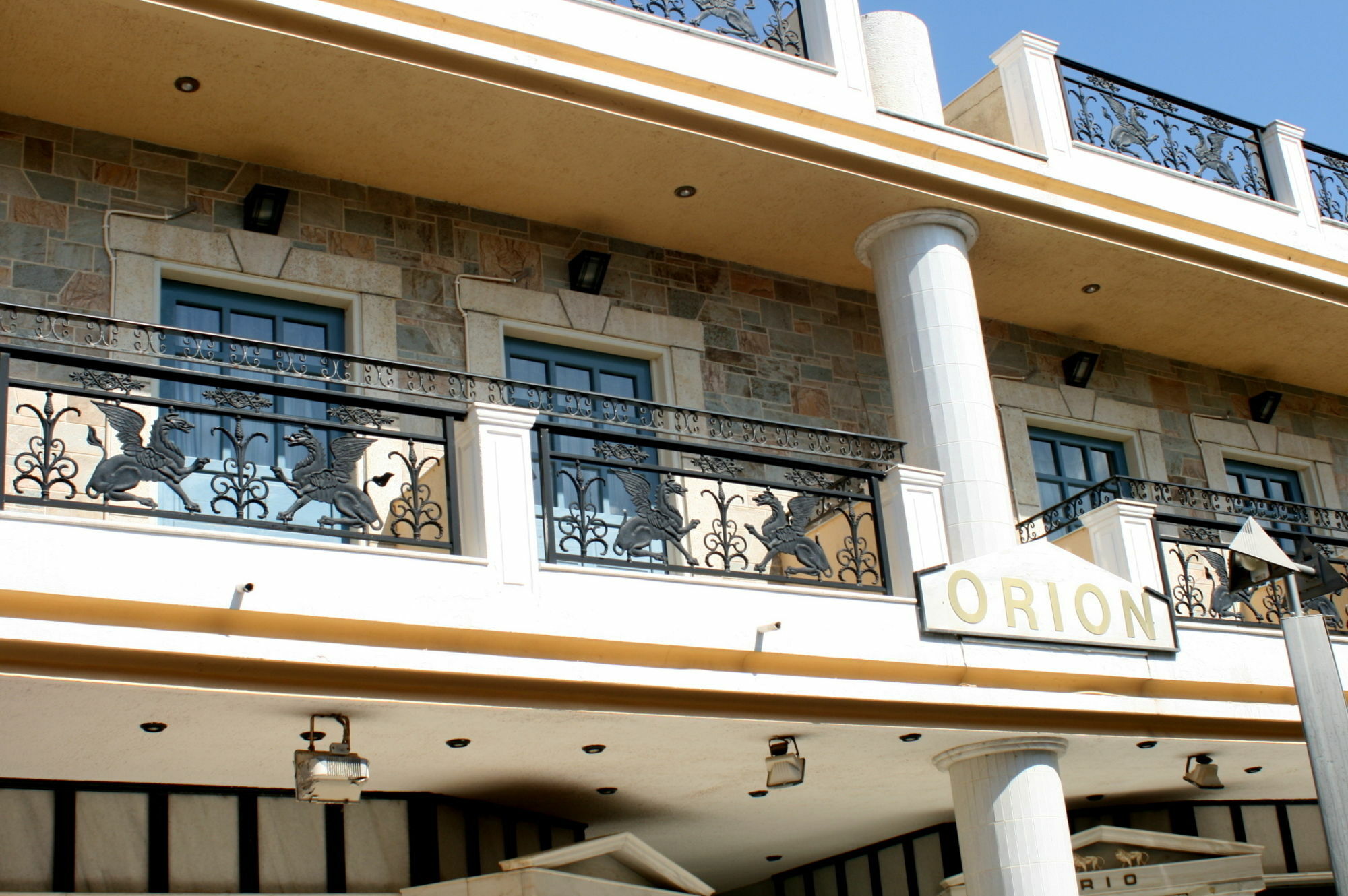 Orion Apartments Malia  Bagian luar foto